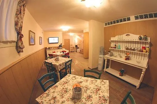 Bombyx Inn Bérgamo 2*,  Itália